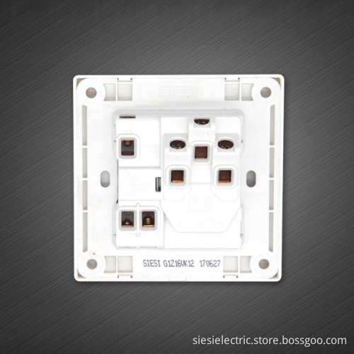 3 pin wall socket with 2 Way Switch